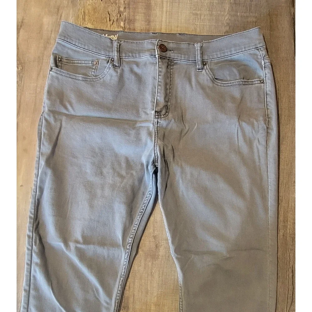 Mugsy Logans Mens Grey Stretch Jeans Size 35x32 Slim Straight Casual Pants